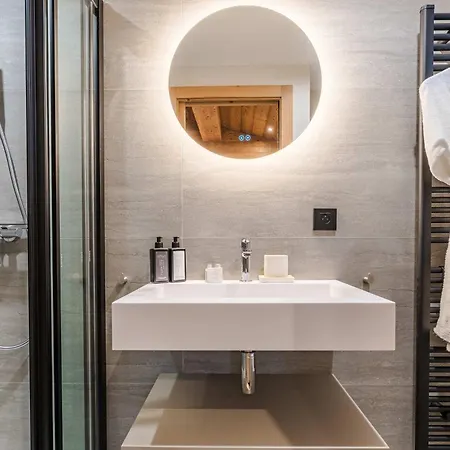 Luxury With Private & Wellness Area Megeve