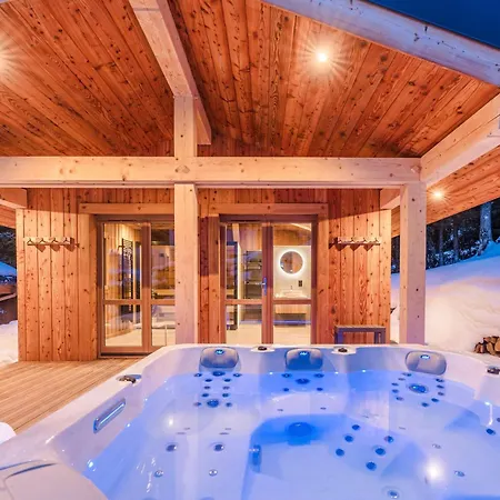 Luxury With Private & Wellness Area Megeve